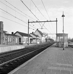 857757 Gezicht op de perrons van het N.S.-station Voorburg te Voorburg.
